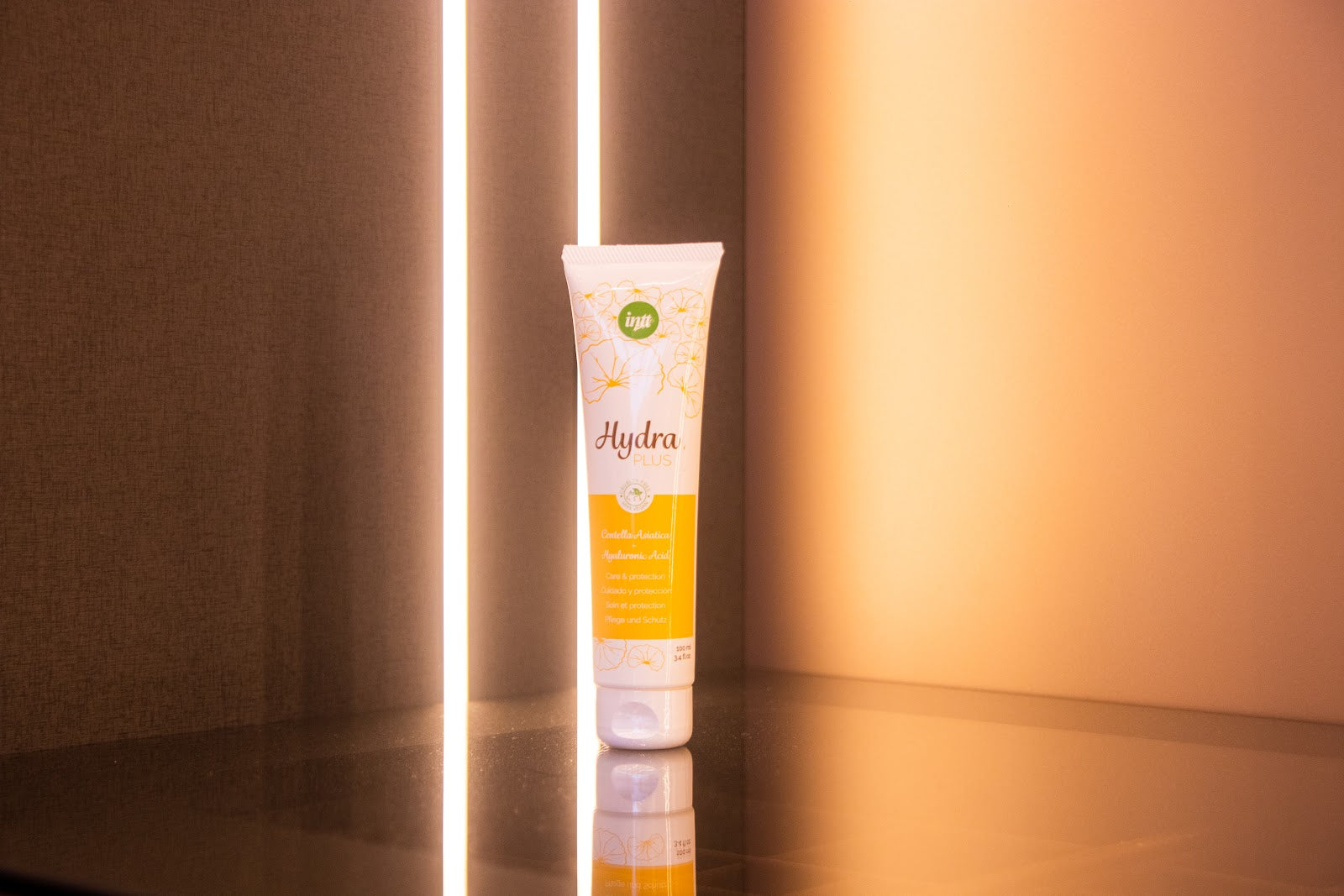 intt-hydra-plus-vegan-lubricant-feuchtigkeitsspendendes-gleitgel image 3